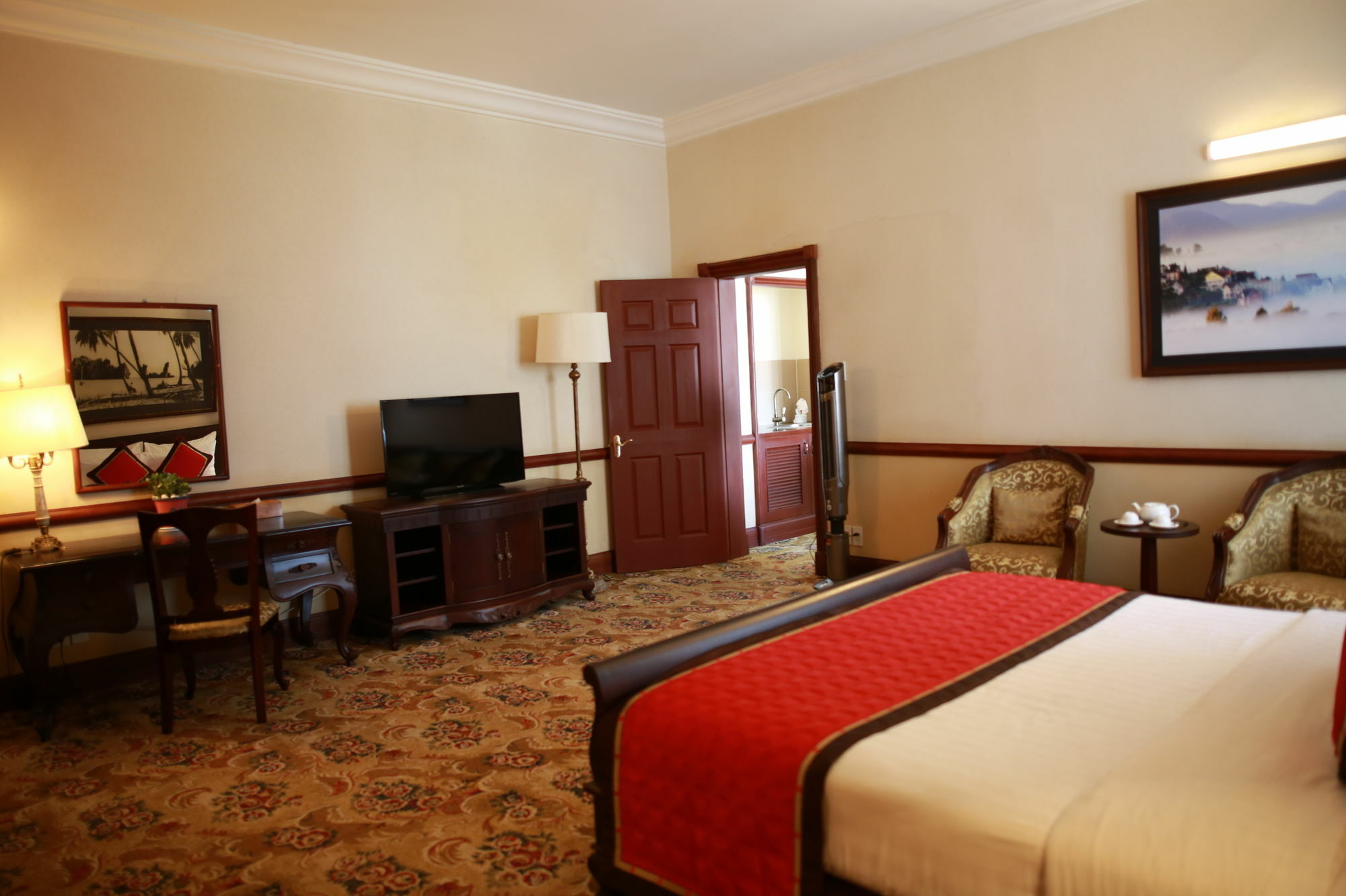 Sammy Dalat Hotel Buitenkant foto